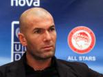 pemain-legendaris-Zinedine-Zidane.jpg