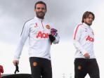 pemain-manchester-united-juan-mata-dan-daley-blind_20160531_171835.jpg