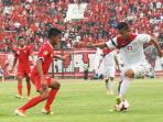 pemain-martapura-fc-baju-putih_20141223_135255.jpg