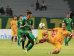 pemain-persebaya-fandi-eko-utomo_20180301_075706.jpg