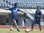 pemain-persib-bandung-ardi-maulana-atau-yang-akrab-disapa-dudung.jpg
