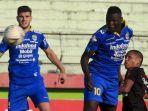 pemain-persib-bandung-ezechiel-n-douassel-6.jpg