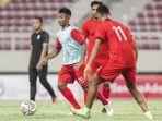 pemain-persis-solo-assanur-rijal-torres-saat-menjalani-official-training.jpg