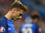 pemain-prancis-antoine-griezmann_20160711_060413.jpg