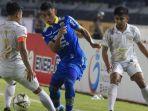 pemain-tengah-persib-bandung-abdul-aziz.jpg