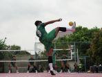 pemain-tim-sepak-takraw-indonesia-saat-menjalani-latihan-jelang-tampil-di-sea-games-vietnam.jpg