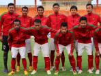 pemain-timnas-indonesia-u-23-berpose_20150604_122302.jpg