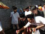 pemakaman-jenazah-tyas-sancana-ramadhan.jpg