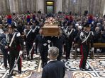pemakaman-kenegaraan-mantan-pm-italia-silvio-berlusconi_20230615_075517.jpg
