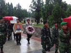 pemakaman-korban-heli-jatuh-di-tmp-kalibata_20160322_144250.jpg