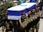 pemakaman-seorang-tentara-israel.jpg
