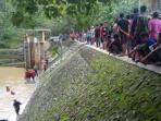 pemandu-wisata-gua-pindul-hilang-diterjang-arus-sungai_20161010_080026.jpg