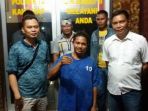 pemanjat-kelapa_20170613_230250.jpg