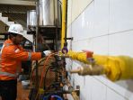 pemasangan-jaringan-gas-pgn-ke-pelanggan-kecil_20191023_074144.jpg