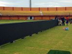 pemasangan-led-di-stadion-gelora-ratu-pamelingan_20180314_151803.jpg