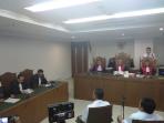 pembacaan-dakwaan-terhadap-dua-terdakwa-kasus-dugaan_20160517_210915.jpg