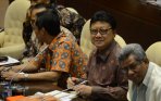 pembahasan-perppu-pilkada_20150116_234848.jpg
