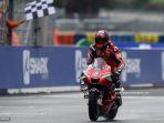 pembalap-ducati-italia-danilo-petrucci-melintasi-garis-finis-di-motogp-prancis-2020.jpg