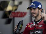 pembalap-italia-francesco-bagnaia-merayakan-pole-position.jpg