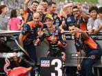 pembalap-red-bull-ktm-ajo-yang-berada-di-posisi-ketiga.jpg
