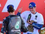 pembalap-spanyol-suzuki-ecstar-joan-mir-dengan-franco-morbidelli.jpg