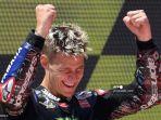 pembalap-yamaha-prancis-fabio-quartararo-merayakan-di-podium.jpg