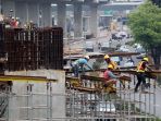 pembangunan-lrt-kuningan-dikebut_20181105_221725.jpg