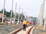 pembangunan-rel-kereta-api-bandara-sh_20170802_152507.jpg