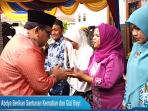 pemberian-bantuan_20160512_222604.jpg