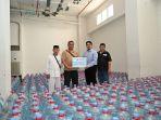Bantu Korban Kebakaran manggarai, MUI DKI dan Le Minerale Salurkan Galon Air Mineral