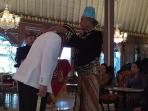 pemberian-gelar-bangsawan_20160502_172141.jpg