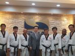 pembina-uti-pro-dan-yuti-grand-master-lioe-nam-khiong-ikut-ujian-kenaikkan-dan-ix_20171112_191628.jpg