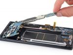 pembongkaran-galaxy-note-8-oleh-ifixit_20180402_140244.jpg