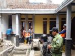 pembongkaran-rumah-imas-untuk-akses-jalan-pak-eko_20180920_114047.jpg