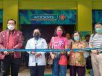 pembukaan-gerai-watsons-di-kelapa-gading.jpg