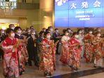 pembukaan-pasar-saham-di-tokyo-jepang-4-januari-2022.jpg