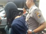 pembunuh-sadis-nenek-dan-cucunya_20170113_161433.jpg