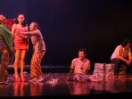 pementasan-teater-mega-mega-karya-arifin-c-noer_20160121_124712.jpg