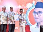 Pemerhati Sejarah Tionghoa Novi Basuki Terima Marga Tionghoa dari PSMTI