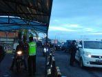 pemeriksaan-kendaraan-yang-masuk-bali-lewat-pelabuhan-gilimanuk.jpg