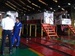 pemeriksaan-lokomotif_20160622_152717.jpg<pf>pemeriksaan-lokomotif_20160622_152838.jpg<pf>pemeriksaan-lokomotif_20160622_153027.jpg