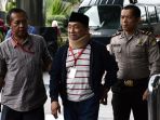 pemeriksaan-saksi-kasus-suap-kalapas-sukamiskin_20181022_193758.jpg