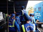 pemerintah-kota-administrasi-jakarta-barat-berupaya-menyedot-air-76.jpg