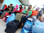 pemindahan-penampungan-pengungsi-rohingya-di-medan_20150518_211437.jpg