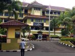 pemkab-tangerang-terapkan-25-persen-asn-yang-masuk-kantor_20210106_190619.jpg