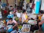 Mengintip Produksi Pempek Koyek di Tepi Sungai Musi Palembang