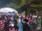 pemudik-sepeda-motor-membludak-di-pelabuhan-ciwandan-2023.jpg