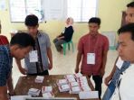 pemungutan-suara-ulang-di-desa-gajah-bertalut_20180701_064040.jpg