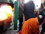pemusnahan-barang-bukti-narkoba_20180427_132524.jpg