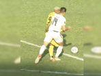 penalti-kontroversial-piala-presiden.jpg